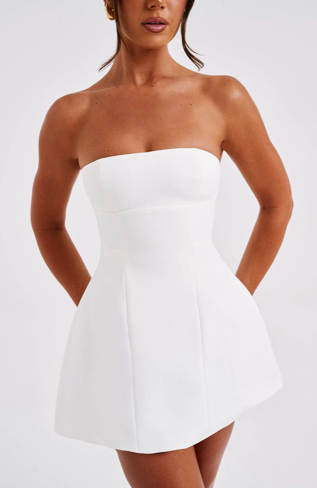 Camille Strapless Hourglass Mini