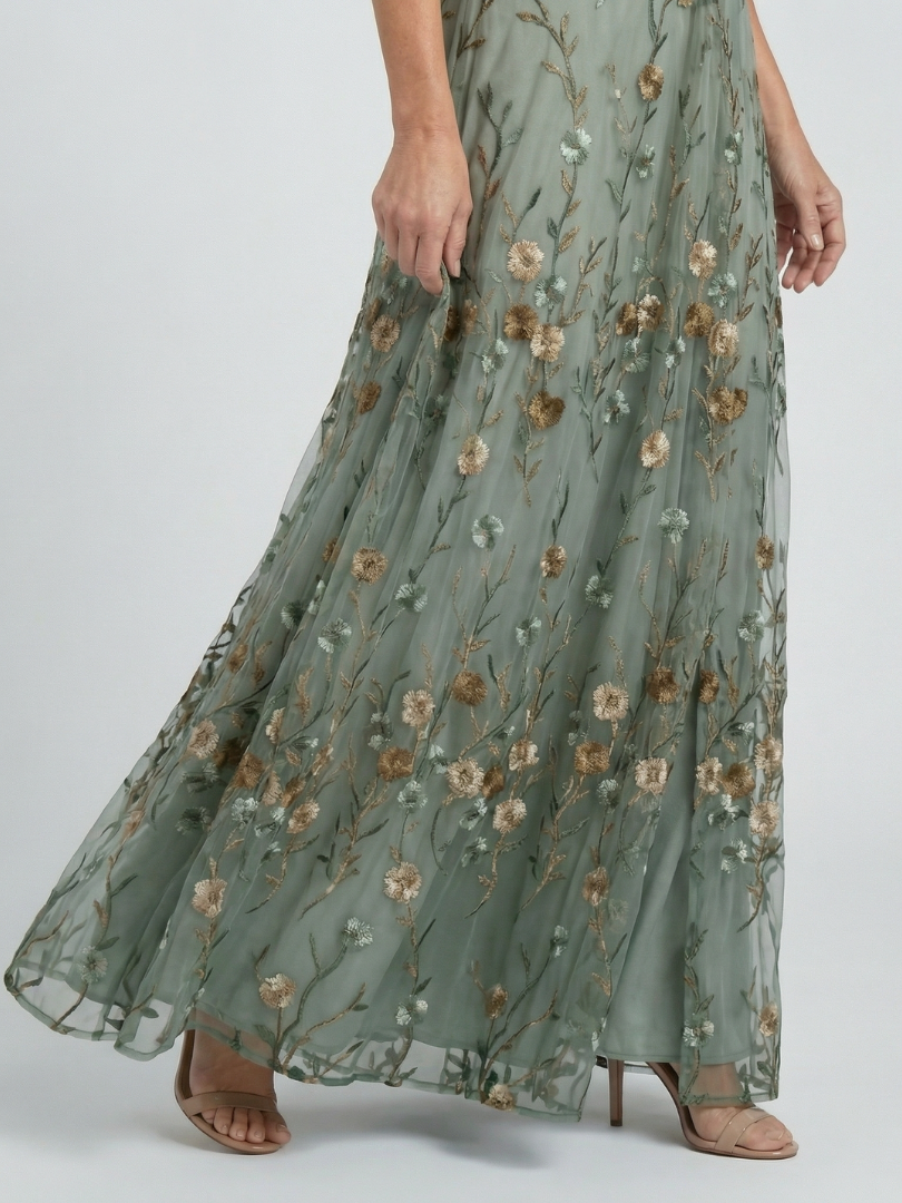 Isabelle | Halter Bloom Flow Maxi Dress