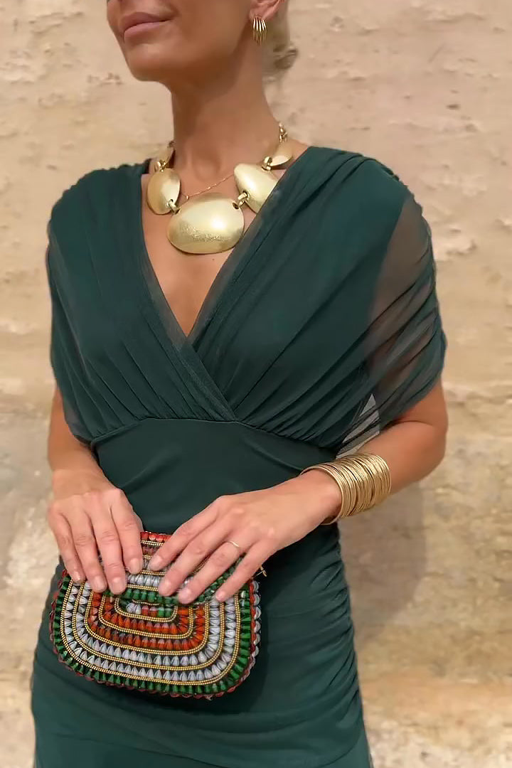 Elegant V-neck Maxi Dress Women with Gradient Design, Flowy Silhouette, Waist-Pleated Fit