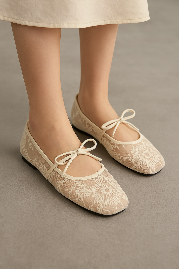 Vescara Lace Ballet Flats
