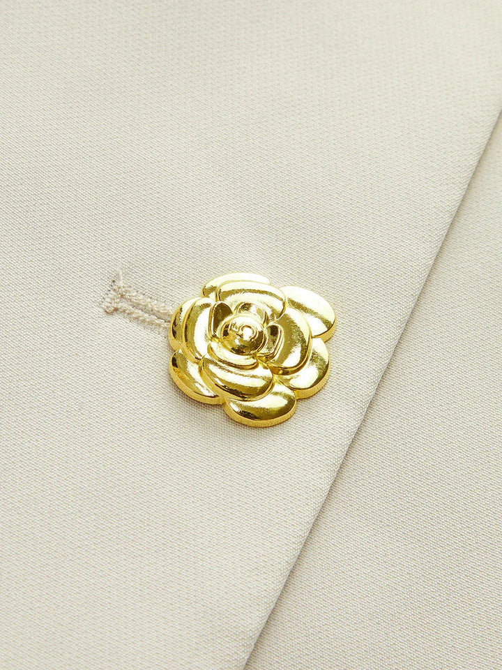 Classy & Chic Look - 4