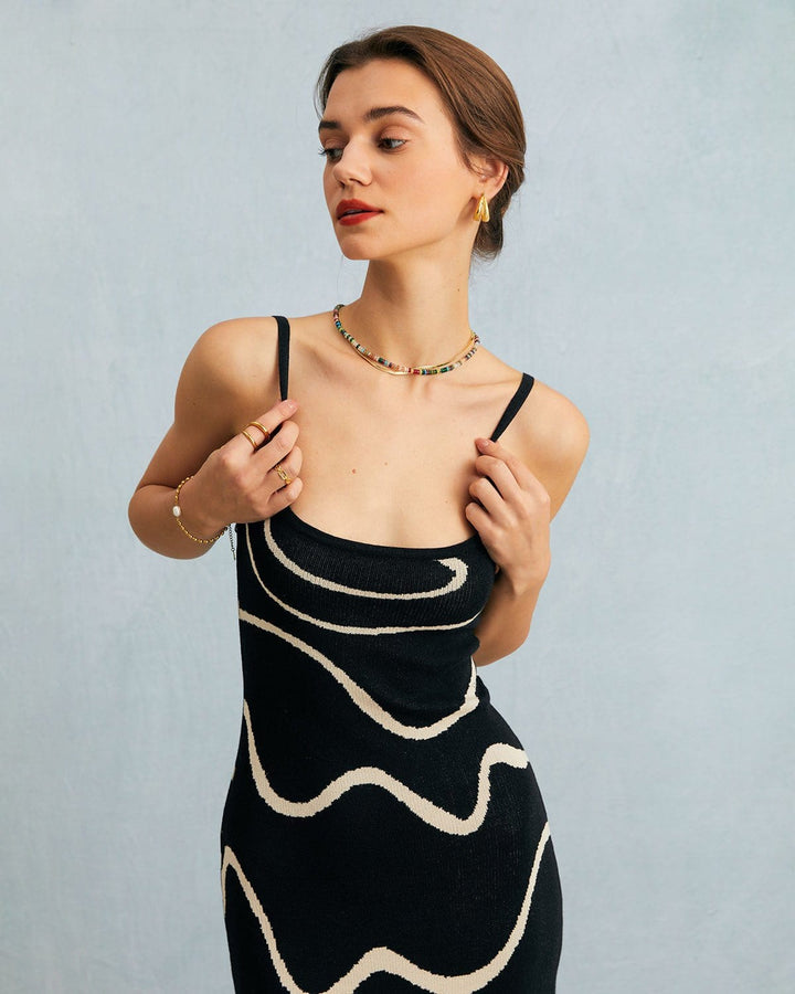 Black Textured Wave Midi Dress