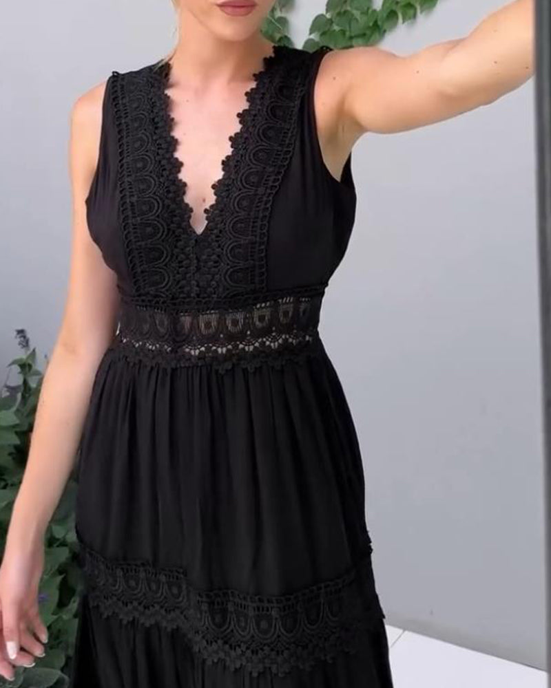 Women’s Lace V-Neck Maxi Wedding Guest Dress