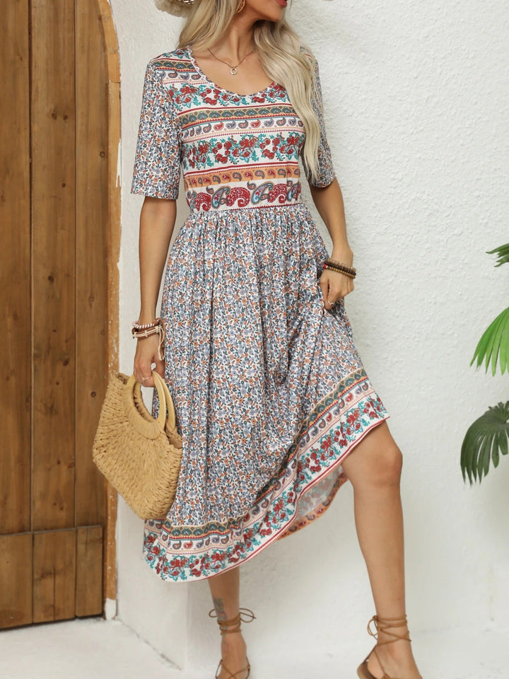 Women's Short Sleeves Printed Scoop Neck Midi Sundress
