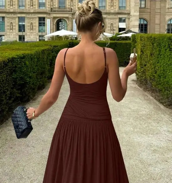 Women's Sleeveless Scoop Neckline Maxi Wedding Guest Dress