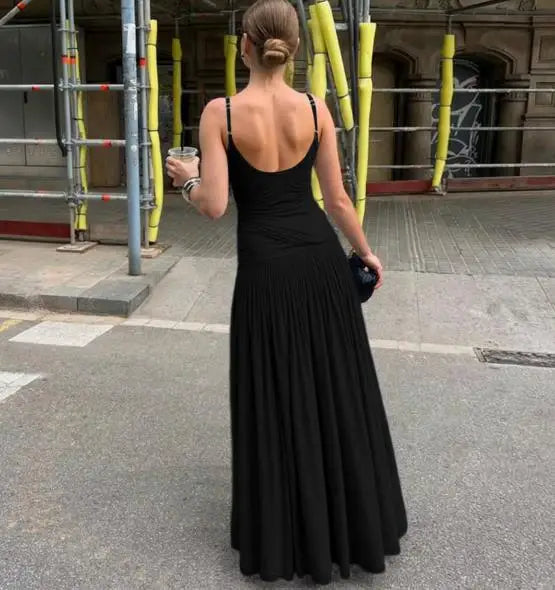 Women's Sleeveless Scoop Neckline Maxi Wedding Guest Dress